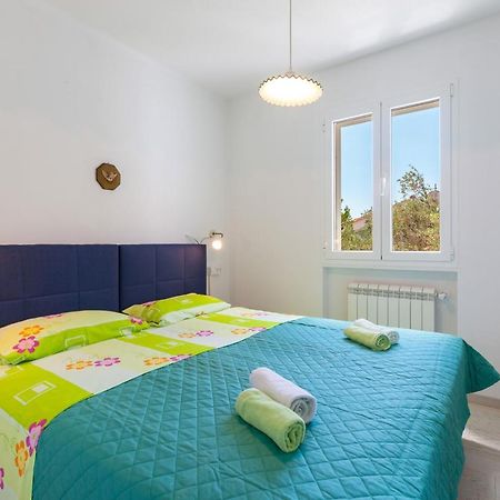 Holiday Home Duje Трогир Экстерьер фото