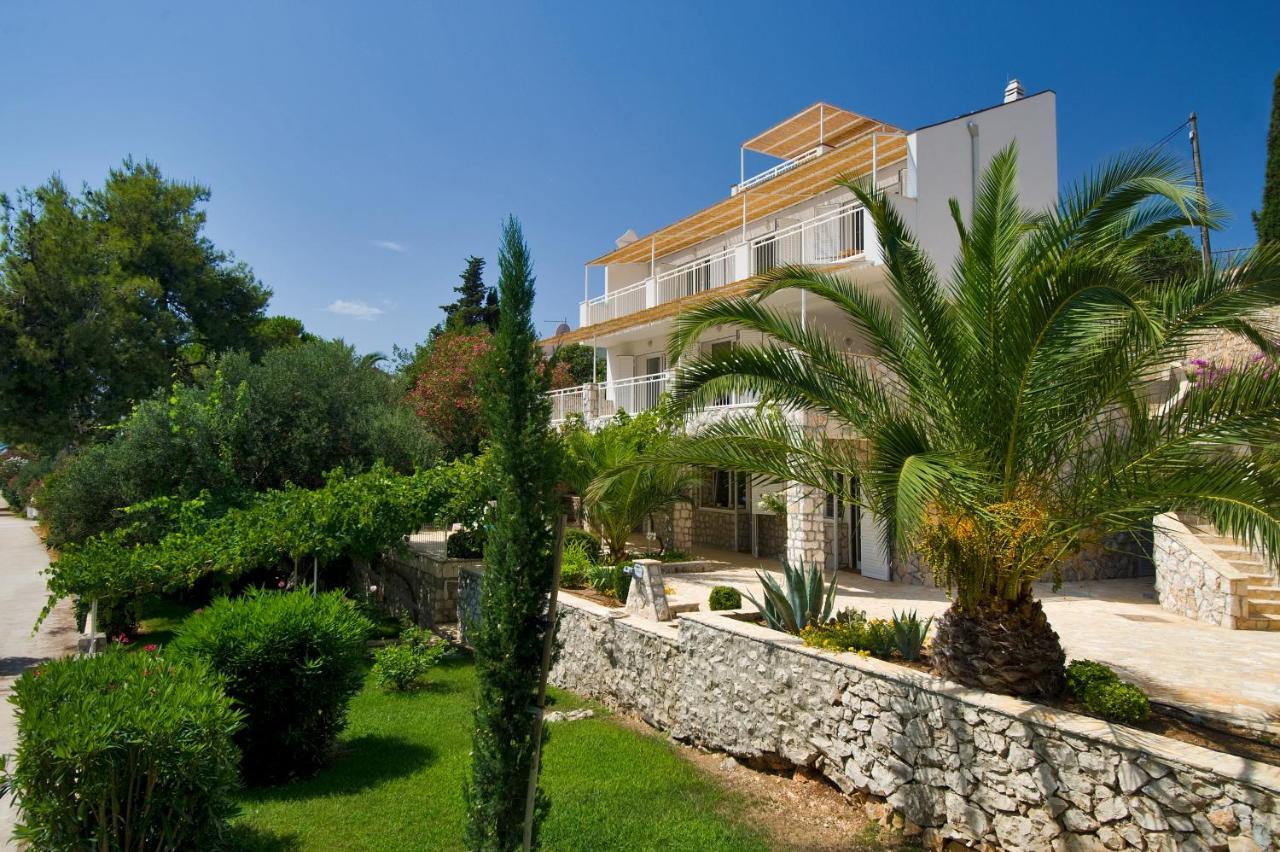 Holiday Home Duje Трогир Экстерьер фото