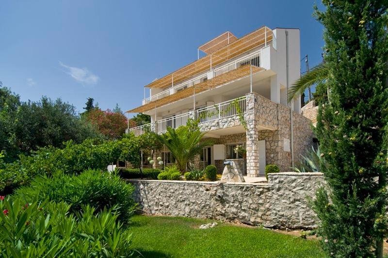 Holiday Home Duje Трогир Экстерьер фото