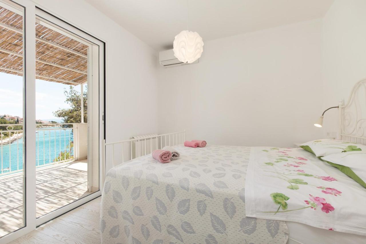 Holiday Home Duje Трогир Экстерьер фото