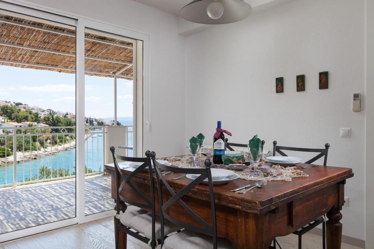 Holiday Home Duje Трогир Экстерьер фото